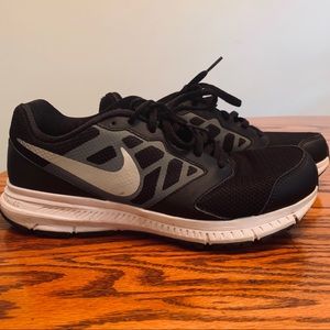 Nike | Dynasty Running Shoes - Youth